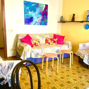 200 M. Mare Marina dʼAndora