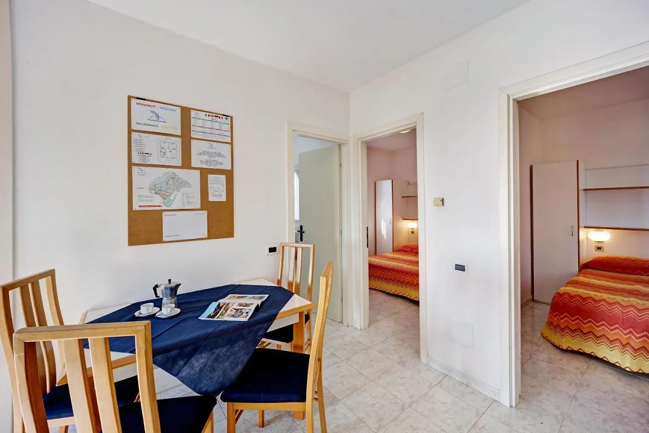 Villaggio Colombo V3 Andora 0*,